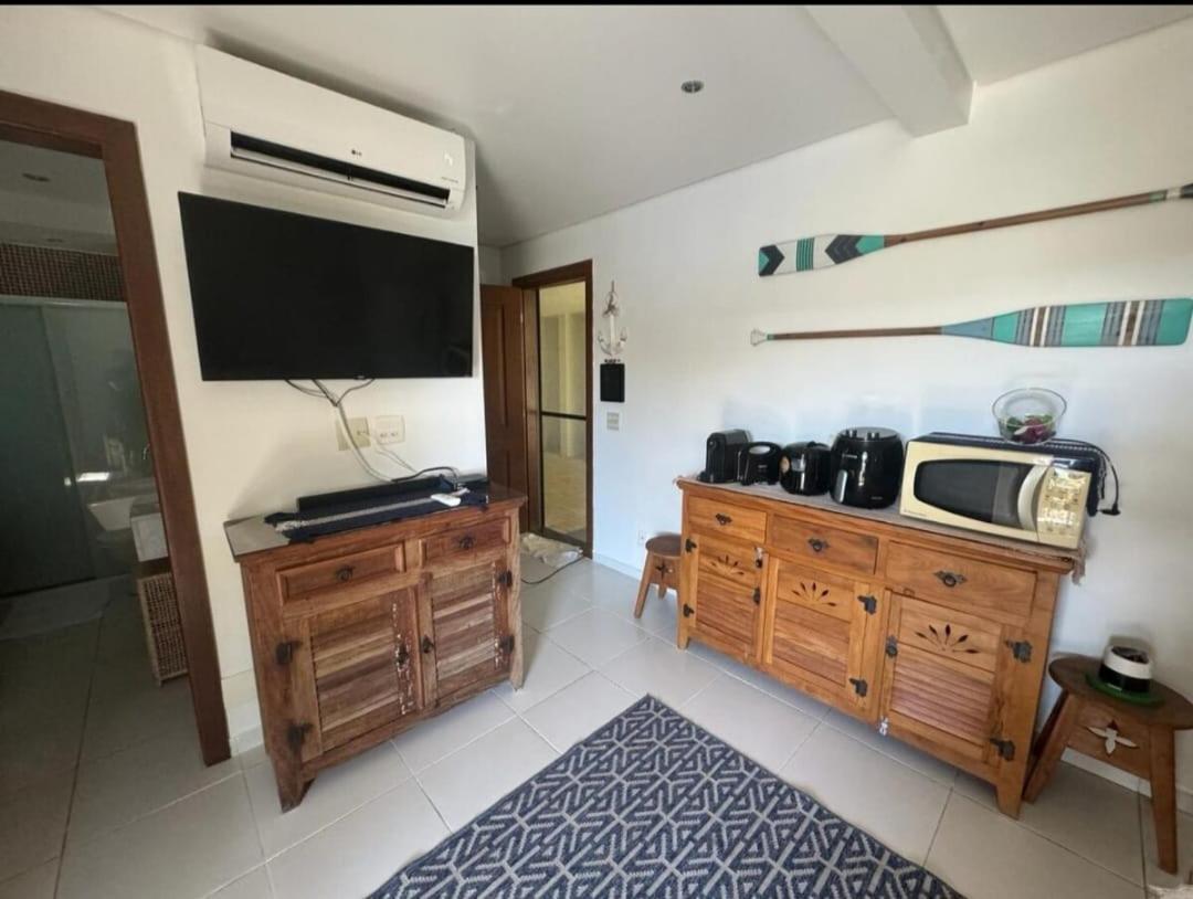 Residencia Em Condom, 1 Ou 2 Suites, Vista Para O Mar, Praia Do Curral, Ilhabela Exterior photo